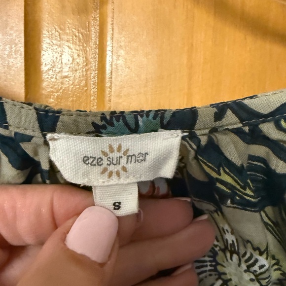 Elegant Floral Women's Blouse - Picture 3 of 6